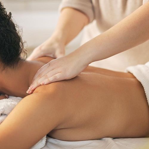 mydays Ayurveda Massage Weinheim; Erlebnis verschenken oder selbst erleben; Gutschein für 1 Person(en)
